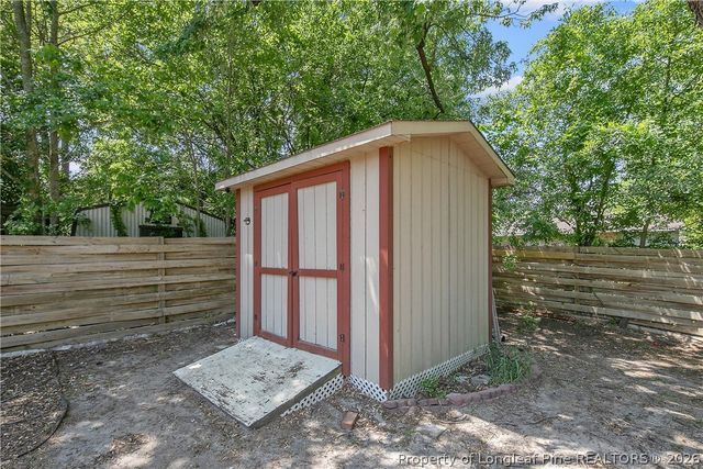 1810 Ashton Road, Fayetteville, NC 28304