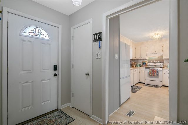 1810 Ashton Road, Fayetteville, NC 28304