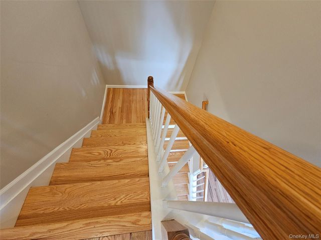 53 Cornwall Lane, Middletown, NY 10940