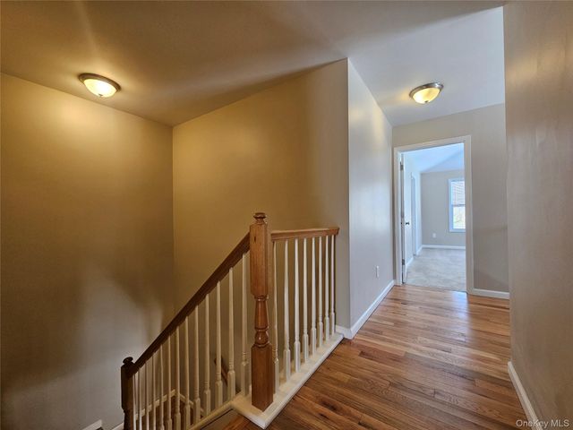 53 Cornwall Lane, Middletown, NY 10940