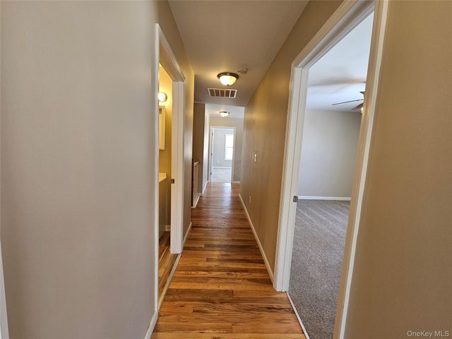 53 Cornwall Lane, Middletown, NY 10940