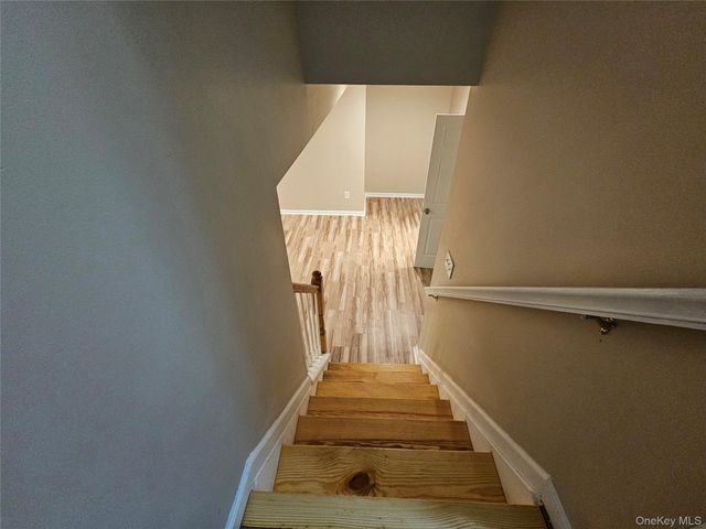 53 Cornwall Lane, Middletown, NY 10940