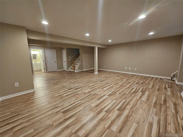 53 Cornwall Lane, Middletown, NY 10940