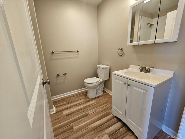 53 Cornwall Lane, Middletown, NY 10940