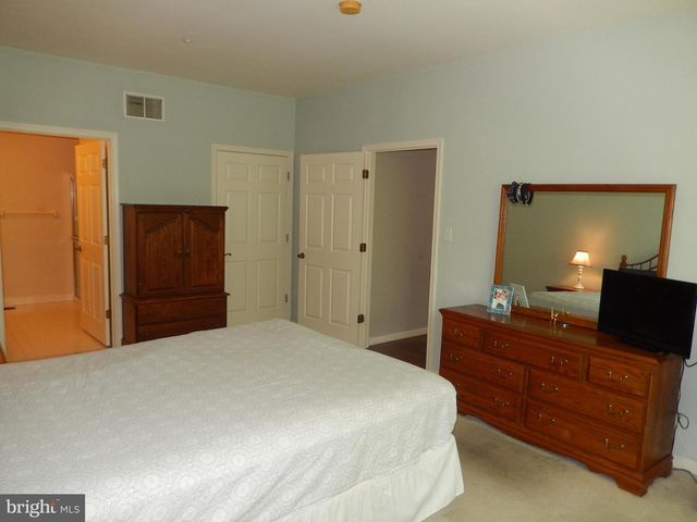 1293 COUNTRY CLUB DR, Springfield, PA 19064