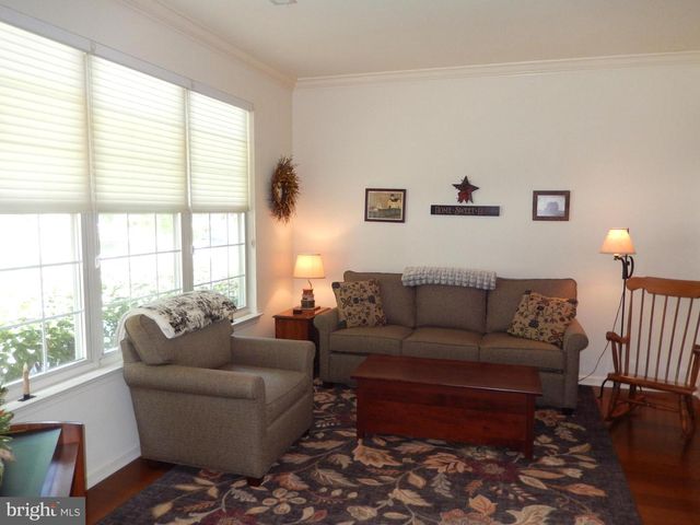 1293 COUNTRY CLUB DR, Springfield, PA 19064