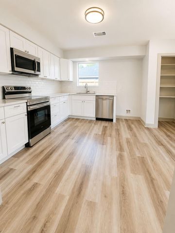 9763 El Chaco Street, Baytown, TX 77521