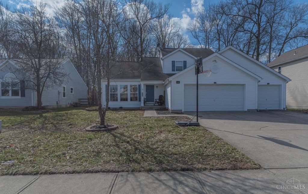 6084 Weber Oaks Drive, Miami Twp, OH 45140