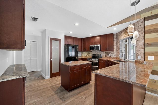 12421 WINDSWEPT AVENUE, Riverview, FL 33569