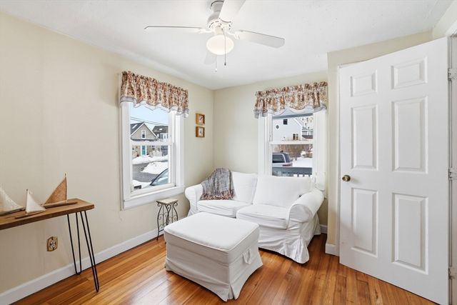 137 Hampton Cir, Hull, MA 02045