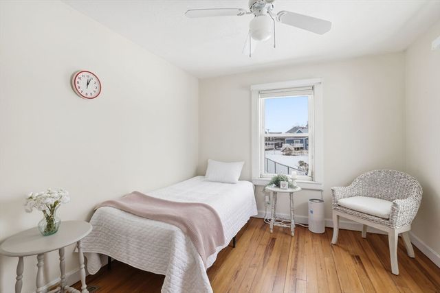 137 Hampton Cir, Hull, MA 02045