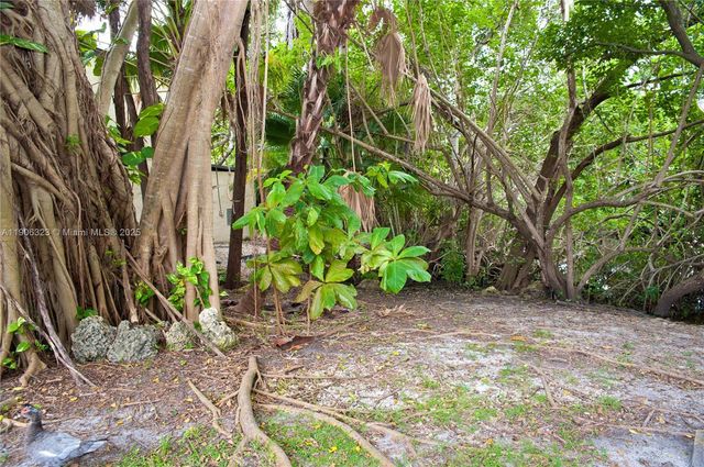 19216 NE 25th Ave 293D, Miami, FL 33180