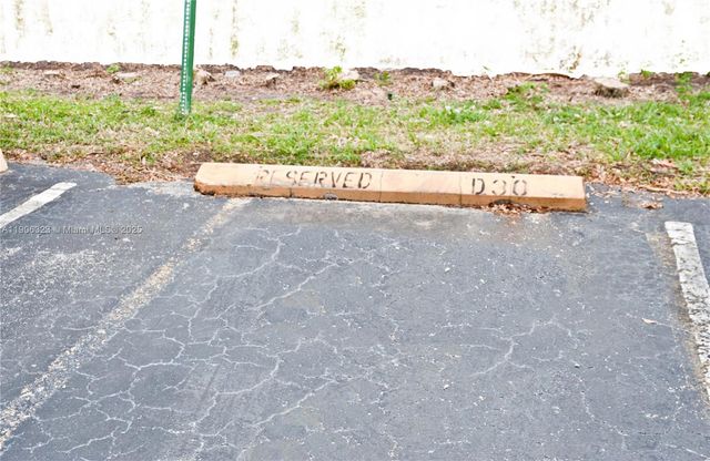 19216 NE 25th Ave 293D, Miami, FL 33180