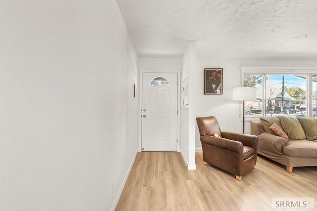 306 N 1st E, St Anthony, ID 83445