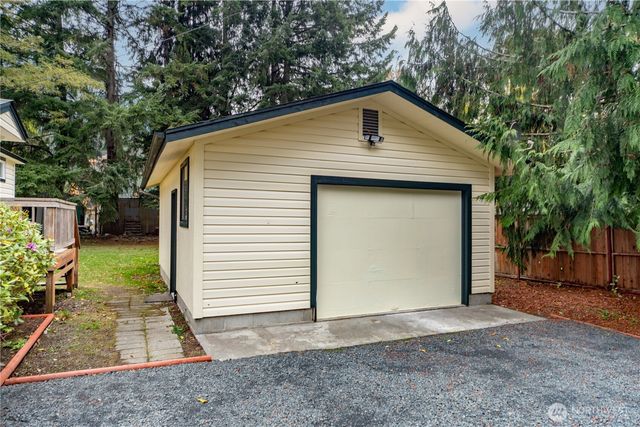 121 Mustang Lane, Brinnon, WA 98320