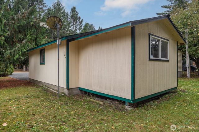 121 Mustang Lane, Brinnon, WA 98320