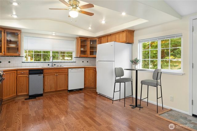 121 Mustang Lane, Brinnon, WA 98320