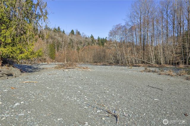 121 Mustang Lane, Brinnon, WA 98320