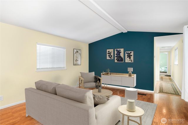 121 Mustang Lane, Brinnon, WA 98320