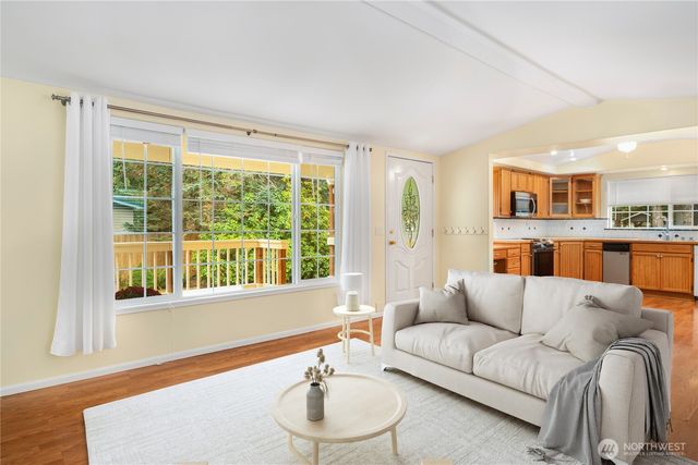 121 Mustang Lane, Brinnon, WA 98320