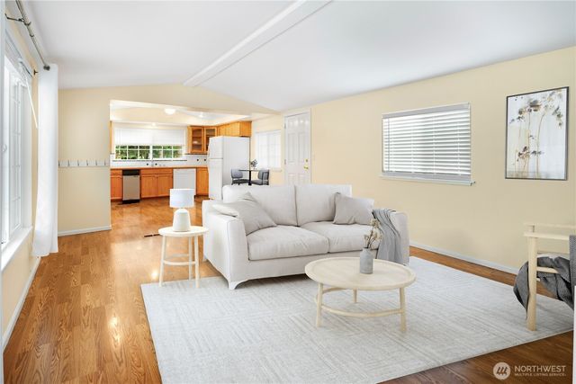 121 Mustang Lane, Brinnon, WA 98320