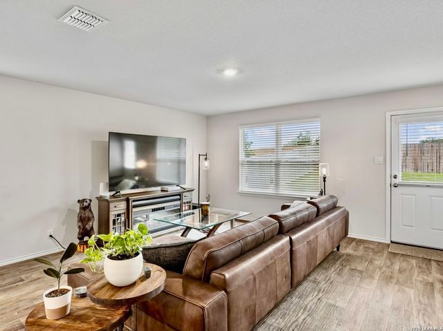 5343 Trinity Run, San Antonio, TX 78253