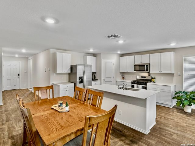 5343 Trinity Run, San Antonio, TX 78253