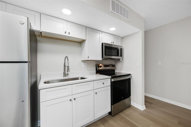 8012 BLIND PASS ROAD 2, St Petersburg, FL 33706
