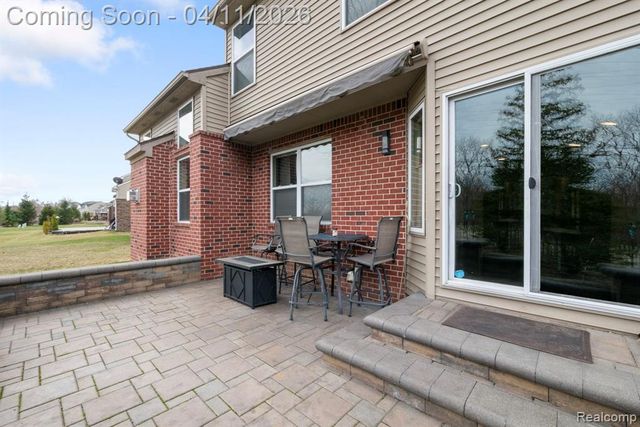 2495 Knollwood Drive, Canton, MI 48188