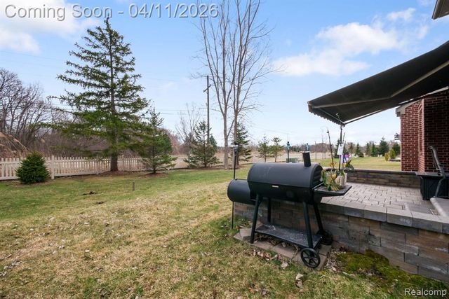 2495 Knollwood Drive, Canton, MI 48188