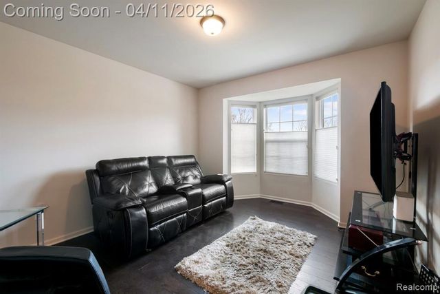 2495 Knollwood Drive, Canton, MI 48188