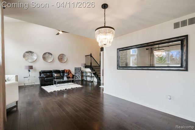 2495 Knollwood Drive, Canton, MI 48188