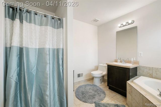 2495 Knollwood Drive, Canton, MI 48188