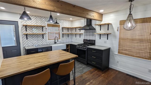 1855 W Stoll Place, Denver, CO 80221