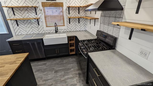 1855 W Stoll Place, Denver, CO 80221