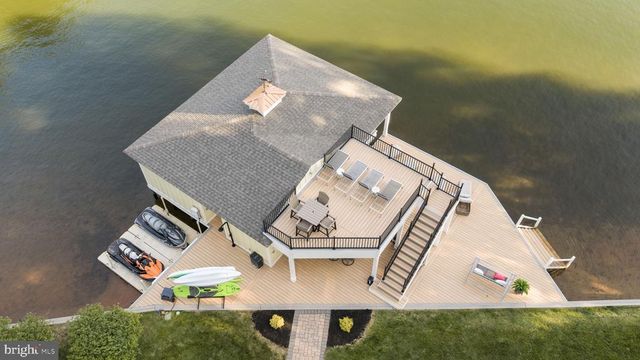 215 BECKY CT, Bumpass, VA 23024