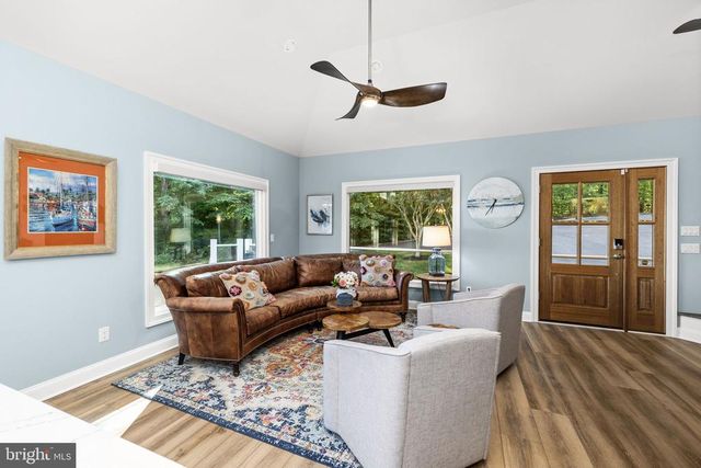 215 BECKY CT, Bumpass, VA 23024