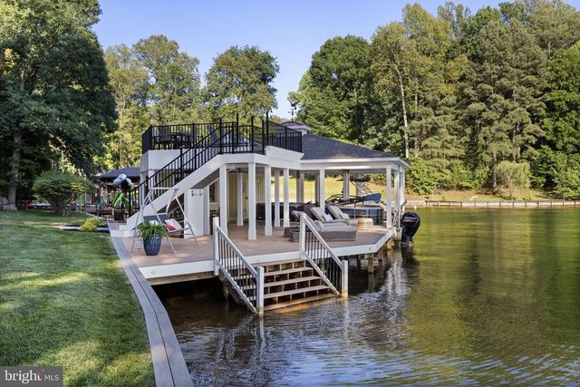 215 BECKY CT, Bumpass, VA 23024
