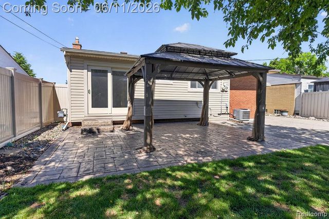 16627 McCann Street, Southgate, MI 48195