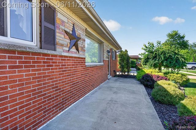 16627 McCann Street, Southgate, MI 48195