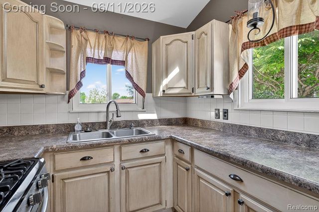 16627 McCann Street, Southgate, MI 48195