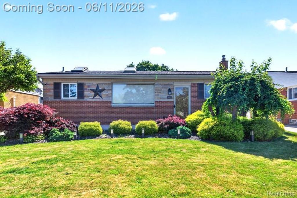 16627 McCann Street, Southgate, MI 48195