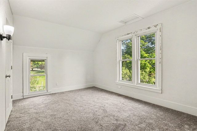 5636 E Uv Avenue, Vicksburg, MI 49097
