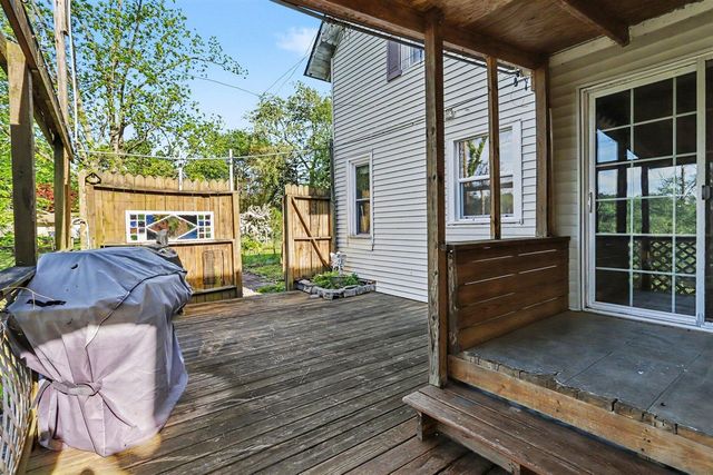 5636 E Uv Avenue, Vicksburg, MI 49097