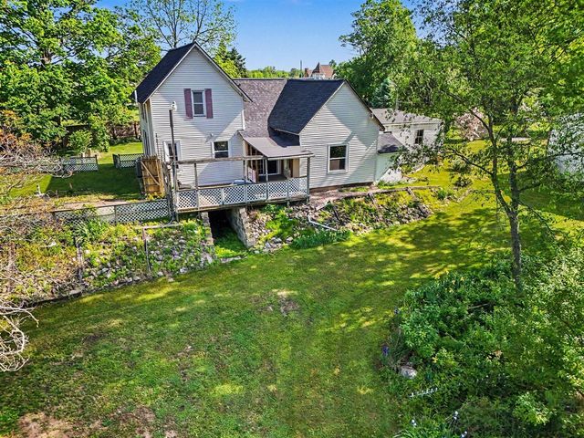 5636 E Uv Avenue, Vicksburg, MI 49097