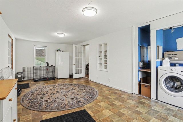 5636 E Uv Avenue, Vicksburg, MI 49097