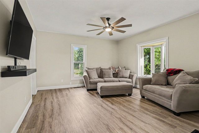 5636 E Uv Avenue, Vicksburg, MI 49097