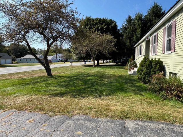 175 Upper Plain, Bradford, VT 05033