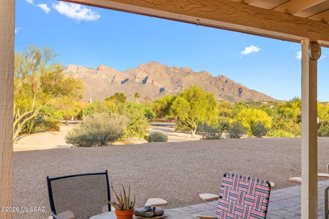 10080 N Camino Valdeflores, Tucson, AZ 85737