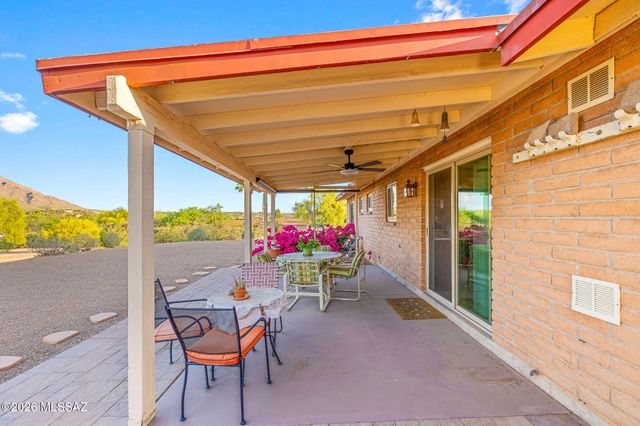 10080 N Camino Valdeflores, Tucson, AZ 85737